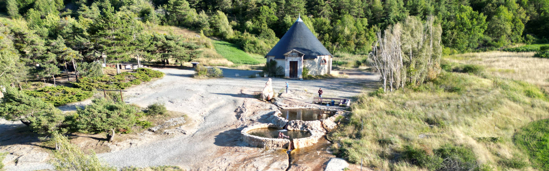 Sources Deau Chaude D Couvrir Absolument Hautes Alpes