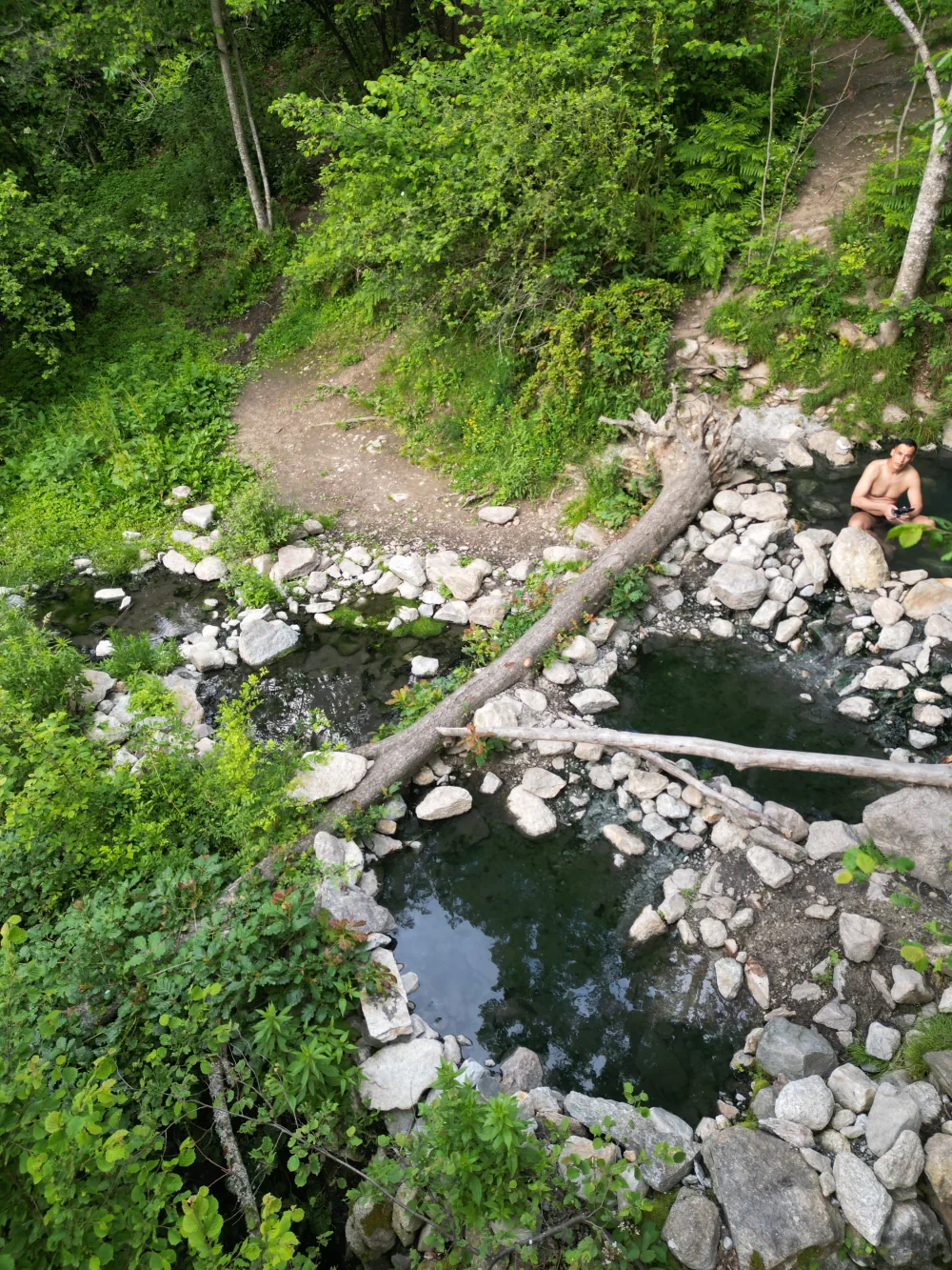 Autres petits bassins de la source sulfureuse de Mérens-les-Vals